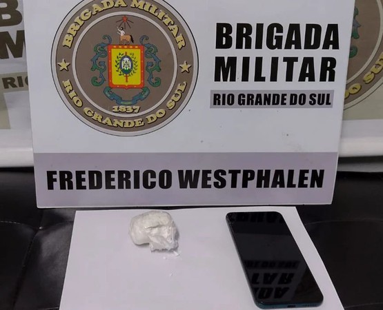 Capa Mulher é presa com cocaína em Frederico Westphalen