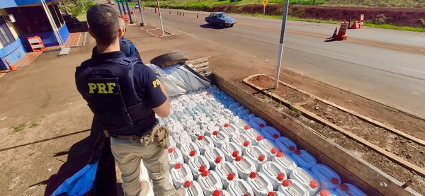 Capa PRF prende contrabandista em Palmeira das Missões
