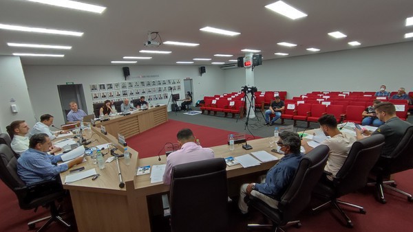Capa Legislativo de FW aprova aquisição de maquinários para Patrulhas Agrícolas