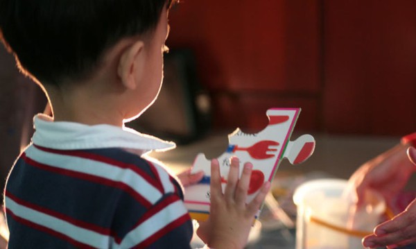 Capa Documentário Vivendo com o autismo tem destaque na TV Brasil