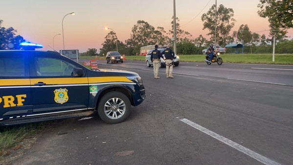 Capa PRF realiza Operação Finados 2021