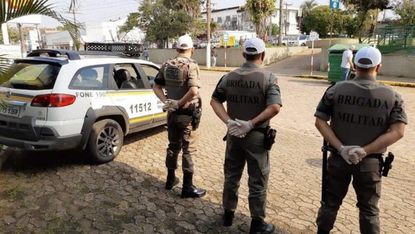 Capa Estado homologa concursos e nomeia 2,5 mil servidores civis e militares