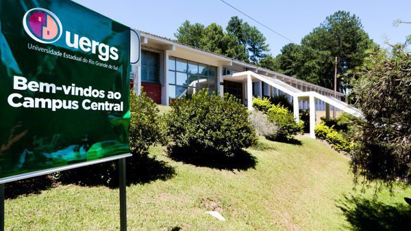 Capa Uergs tem 608 vagas na graduação para ingresso com nota do Enem