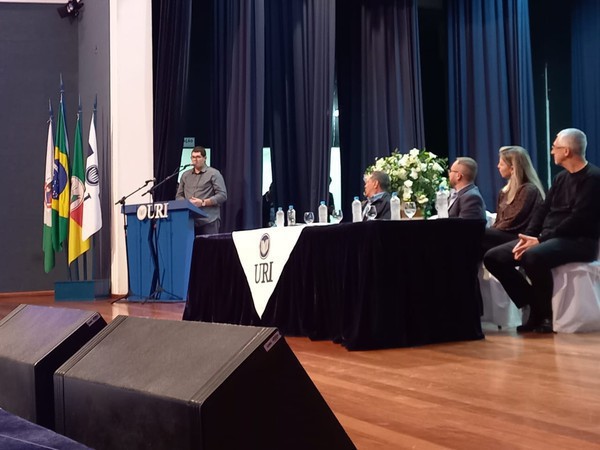 Capa Diagnóstico de Autismo e participação da família são temas de seminário