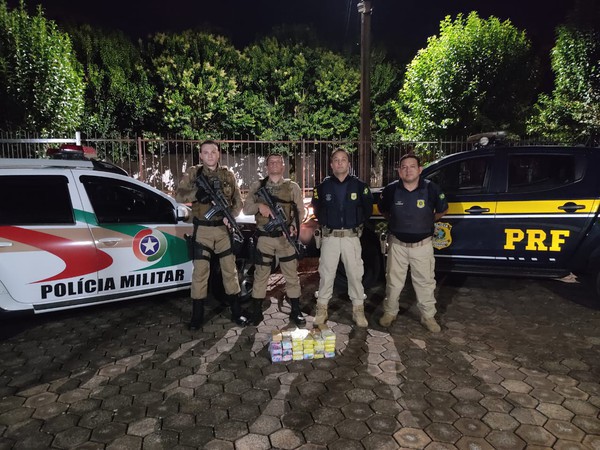 Capa PRF e PM apreendem 15 kg de maconha e prende duas pessoas