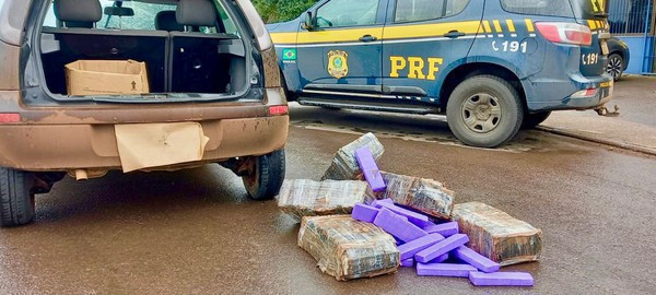 Capa PRF prende traficante com 138 quilos de maconha
