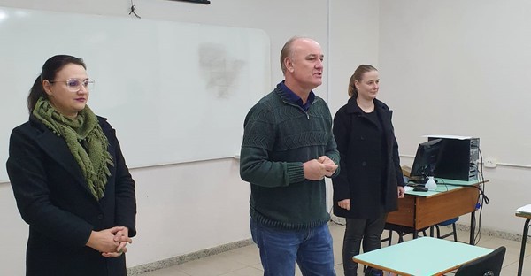 Capa URI/FW realiza Vestibular e matrículas iniciam na segunda-feira, 20