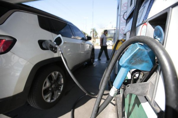 Capa Preço médio da gasolina no RS cai R$ 1,03 em três semanas, aponta pesquisa da ANP