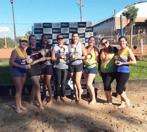 Capa Vôlei feminino: duplas de FW e de Panambi ficam nas primeiras colocações de torneio