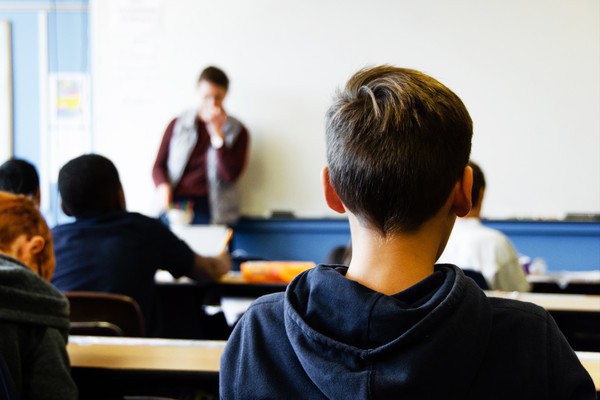 Capa Escolas do RS devem retomar ensino 100% presencial a partir da próxima semana