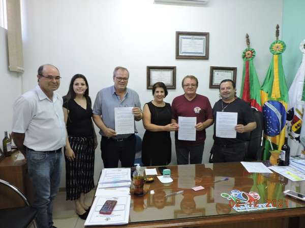 Capa Erval Seco: prefeito Leonir assina termo de cooperação para execução do projeto da ponte do Rio Guarita