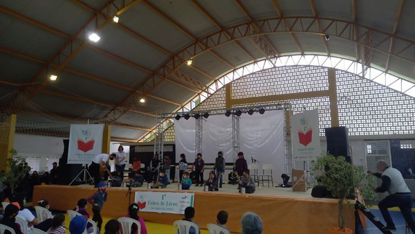 Capa Cufa-FW promove feira do livro