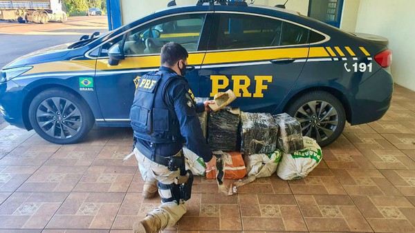 Capa Homem é preso transportando quase 200 kg de maconha