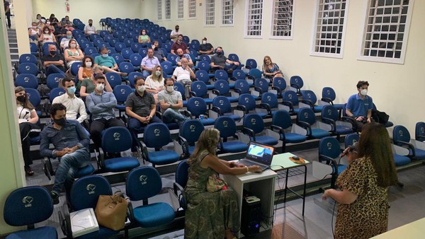 Capa Vereadores acompanham entrega do Plano Municipal de Turismo para FW