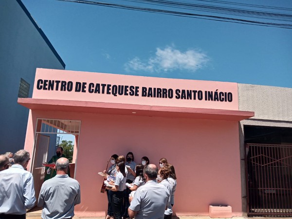 Capa Centro de Catequese do Santo Inácio recebe bênção