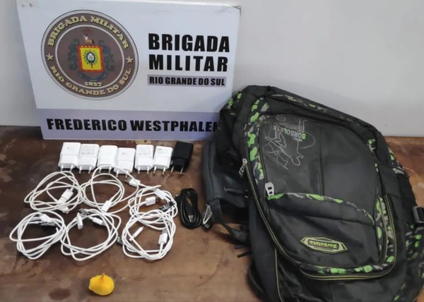 Capa Dupla é presa por tráfico de drogas em Frederico Westphalen
