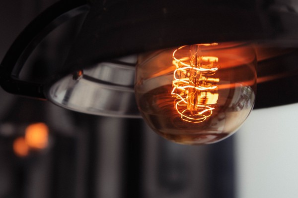 Capa Senado aprova PL que devolve valores pagos a mais na conta de luz