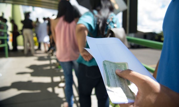 Capa Eleitorado do RS tem 53% de mulheres; 1,1 milhão eleitores aptos não são obrigados a votar