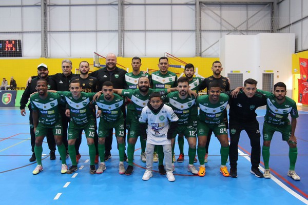 Capa Em ‘super jogo’, Guarani garante um ponto