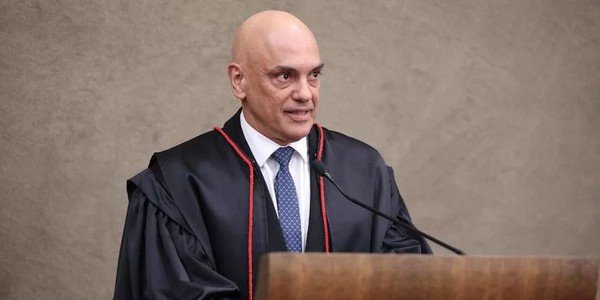 Capa Moraes nega pedido de pronunciamento de Queiroga sobre campanha de vacinação contra a poliomielite