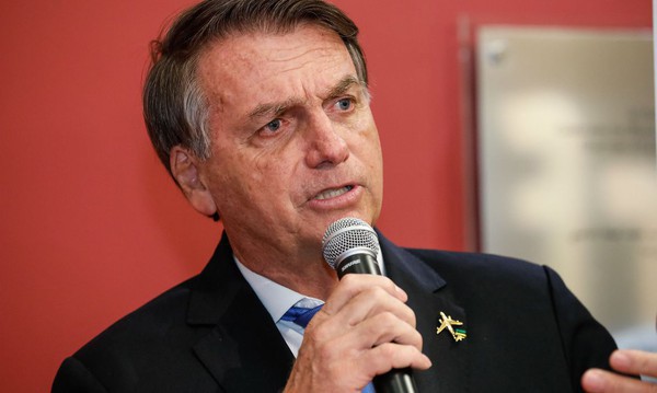 Capa Em Dubai, presidente Bolsonaro participa de fórum de investimentos