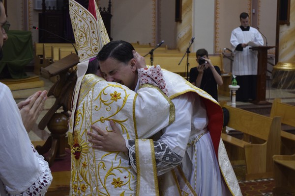 Capa Ordenação Sacerdotal marca início das comemorações de 60 anos da Diocese de Frederico Westphalen