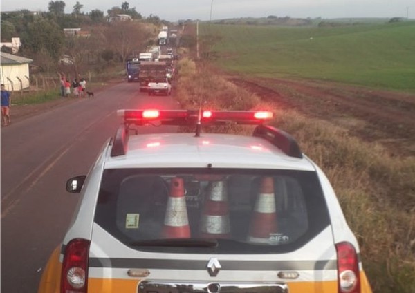 Capa Seguem os bloqueios na ERS-330 em Redentora