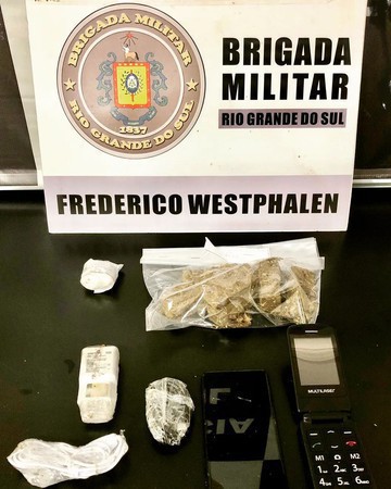 Capa 37°BPM evita arremesso de drogas no Presídio de FW
