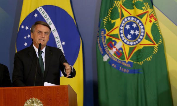 Capa Presidente sanciona com vetos lei que previa compensações de ICMS
