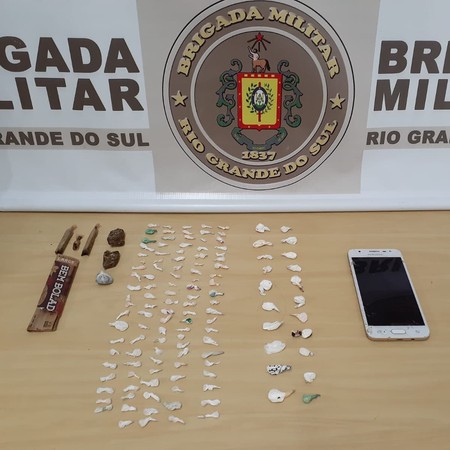 Capa Tenente Portela: Duas mulheres são presas por tráfico de drogas