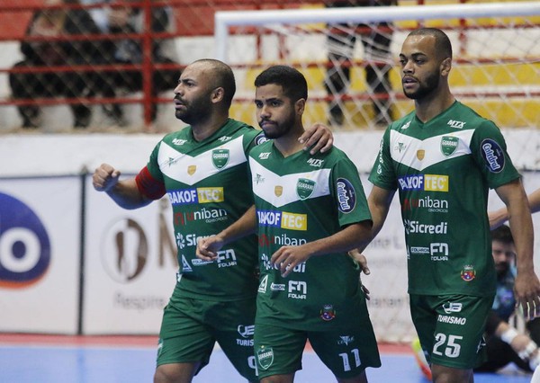 Capa Guarani volta a vencer na Liga Gaúcha 1