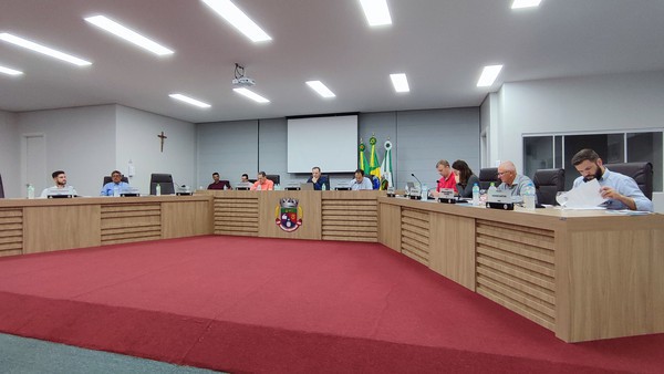 Capa Legislativo de FW aprova incentivo a mais uma empresa frederiquense