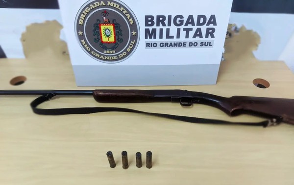 Capa BM realiza a apreensão de espingarda no interior de Tenente Portela