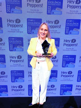 Capa Hey Peppers recebe selo ABF 2022