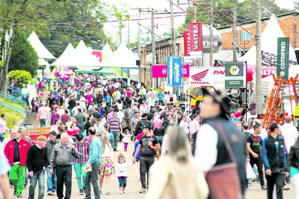 Capa Expofred: abertura será no dia 20 de abril