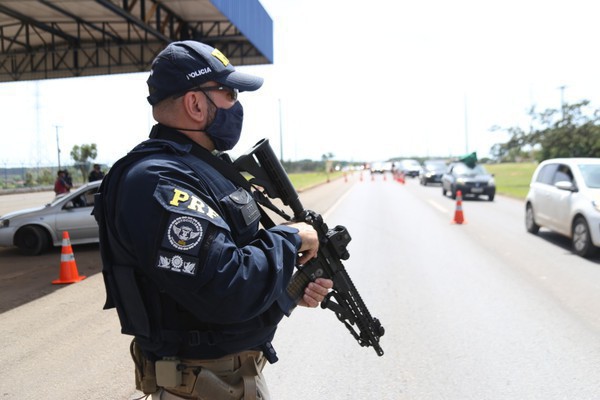 Capa PRF realiza Operação Nossa Senhora Aparecida 2021