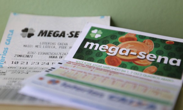 Capa Mega-Sena deste sábado deve pagar R$ 29 milhões